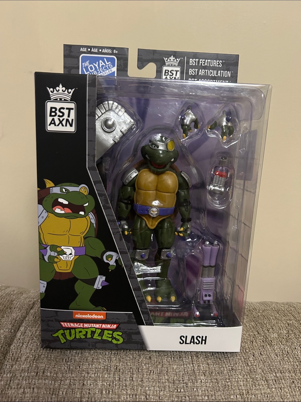 BST AXN Slash Action Figure - Green & Purple
